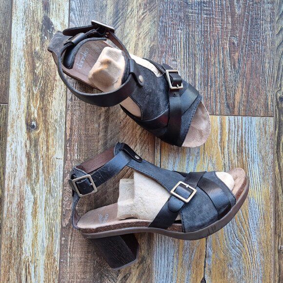 Dansko Dominique T-strap 3" Block Heel Sandals Cork Midsole Black Leather - Picture 2 of 9